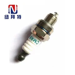 Használhatok bármilyen gyújtógyertyát a trimmeremhez?